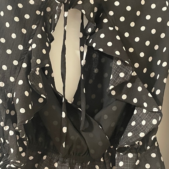 YaYa&co Dot Ruffle Open Back shirt, size Sm - Picture 5 of 13